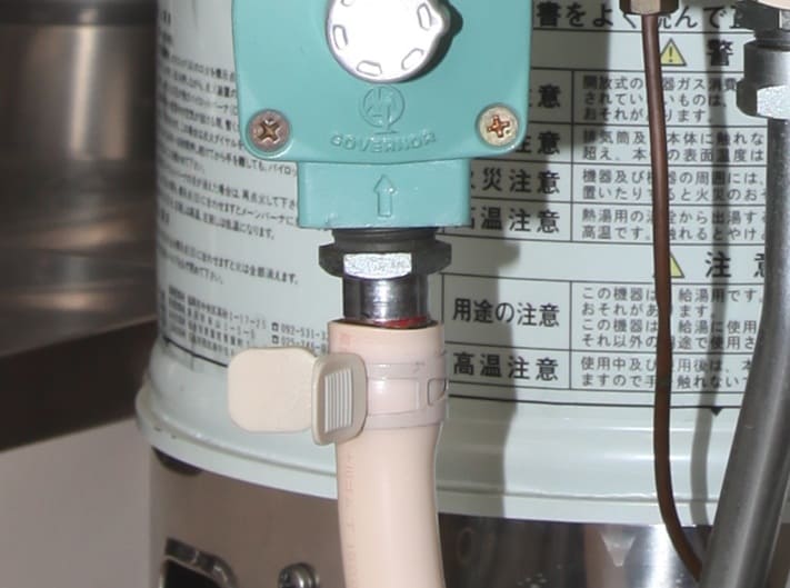 Spring hose clamp